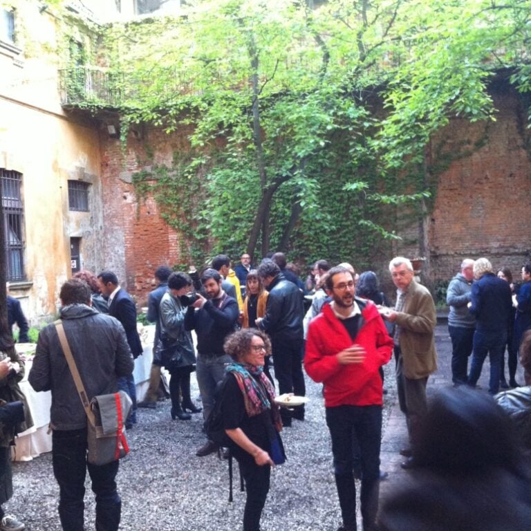 Presentazione Biennale dellArchitettura di Chicago Palazzo Clerici 3 Joseph Grima racconta a Milano la nuova Biennale dell'Architettura di Chicago. Ecco chiccera al cocktail nella splendida scenografia di Palazzo Clerici