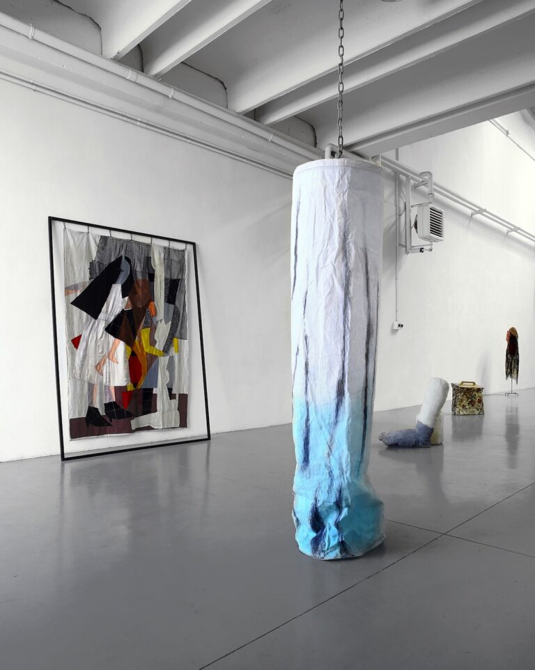 Ulrika Segerberg - Not so rigid Structures (candle) - 2015 & FastForward_Rewind, (torch) - 2014 - dispari&dispari project - Reggio Emilia