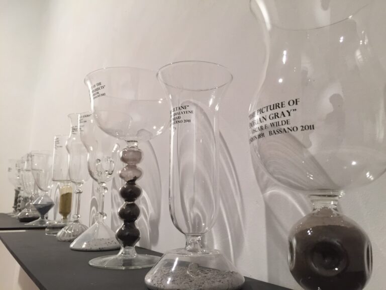 Antonio Riello – Libricida - veduta della mostra presso Paolo Tonin Arte Contemporanea, Torino 2015