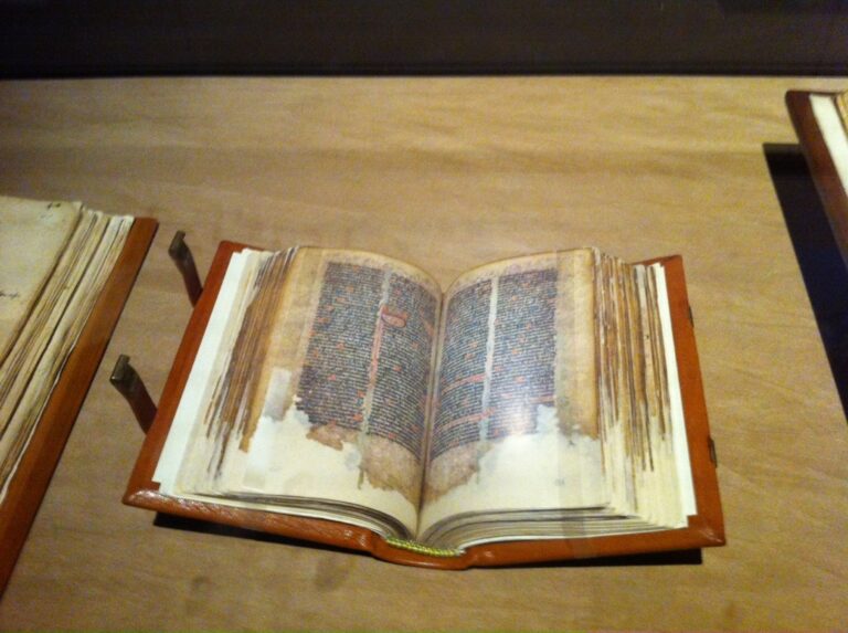 Bibbia di Marco Polo, Francia meridionale, XIII secolo. Foto Gino Pisapia