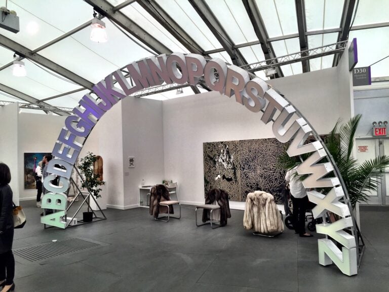 Frieze New York 2015 01 New York Updates: partita un'edizione bombastica di Frieze Art Fair. Tante foto per scoprire una fiera straordinariamente scoppiettante