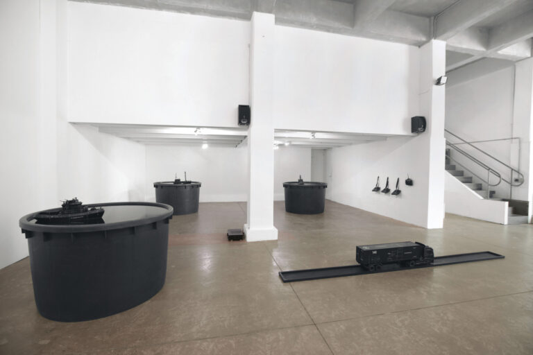 Giuseppe Stampone - Emigration Made Pavilion 148 - veduta della mostra presso la Prometeogallery, Milano 2015