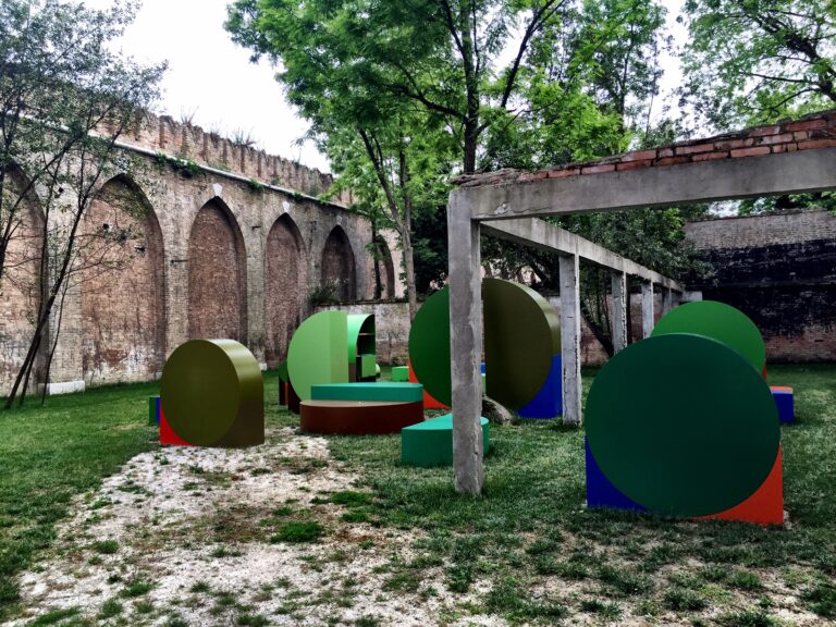 IMG 452592465 18 Venezia Updates: la decostruzione dell'Arsenale. Ecco le prime immagini della mostra internazionale di Okwui Enwezor