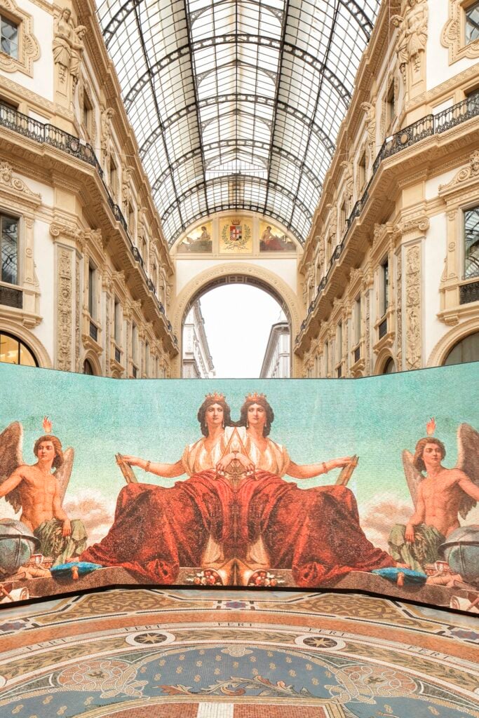 Un Caleidoscopio per la galleria Vittorio Emanuele di Milano. Restauro interattivo e viaggi immersivi, tra led wall e architetture effimere