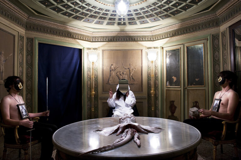 Luigi Presicce, Jenny Haniver show, 2010, performance in assenza di spettatori. Fondazione Claudio Buziol, Venezia
