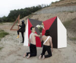 Luigi Presicce, L'annunciazione di Pitagora agli acusmatici, 2010, performance per soli due spettatori. Cave di argilla, Marti