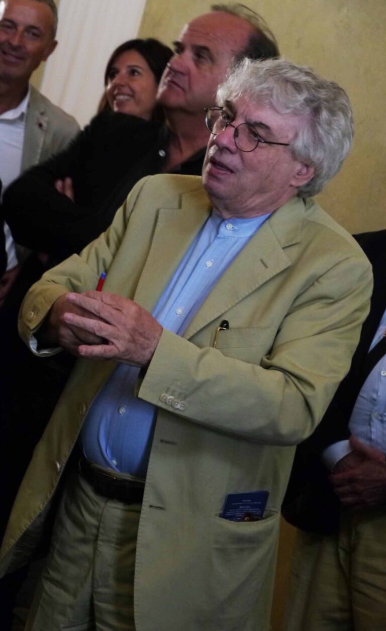 Mario Botta Nasce la Fondazione Antonio Ligabue. Da Gualtieri immagini dell'inaugurazione della grande antologica del pittore allestita da Mario Botta