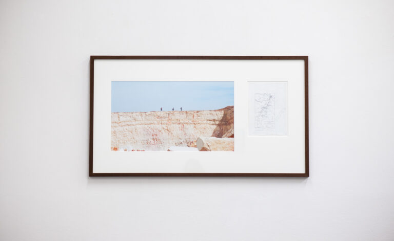 Matteo Guidi, Giuliana Racco in collaborazione con Saleh Khannah, In Between Camps, 2013