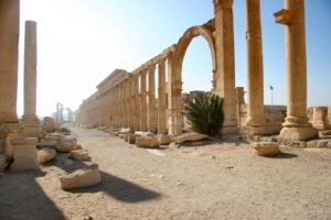 Palmira in mano all’ISIS, sopravviveranno monumenti e resti archeologici? Informazioni da tutti i media nello Storify di Artribune