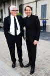 Patrizio Bertelli e Jeff Koons alla Fondazione Prada foto Vittorio Zunino Celotto Getty Images per Fondazione Prada La festa del secolo a Milano. Da Jeff Koons a Nicholas Serota, da Damien Hirst a Glenn D. Lowry, con il tocco ufficiale di Matteo Renzi: ecco chiccera al party per la Fondazione Prada