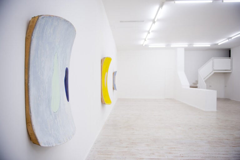 Ron Gorchov - Recent Works - veduta della mostra presso la Galleria Thomas Brambilla, Bergamo 2015