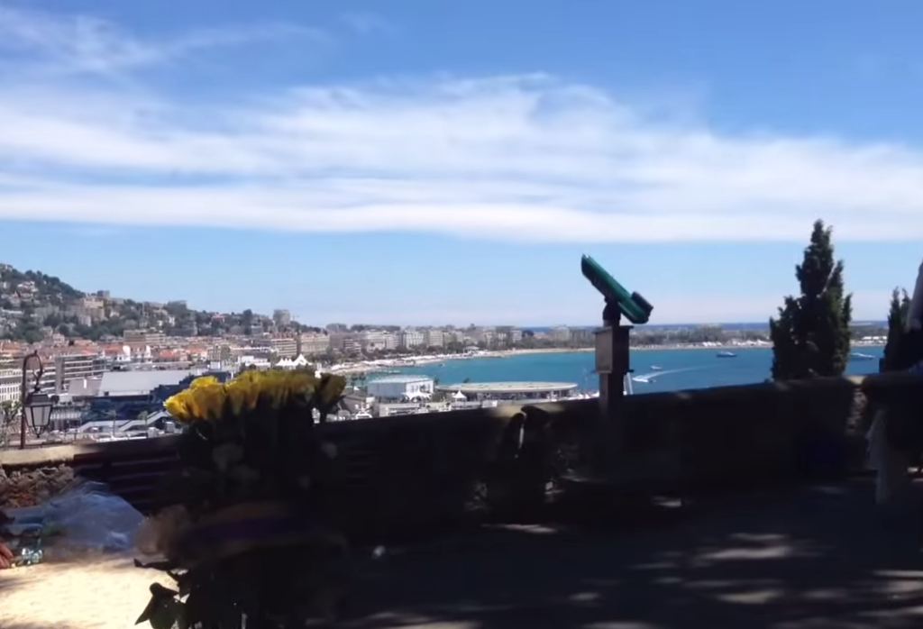 Cannes Updates: rumors (e gossip) sul festival al pranzo offerto dal Sindaco al Castello de la Castre. Ecco un paio di video…