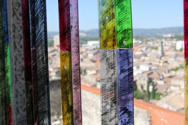 Andrea Mastrovito Nimporte où hors du monde Montelimar 2015 dettaglio dellesposizione foto Federica Teso 18 Italiani in trasferta. Tre castelli per Andrea Mastrovito, a Montelimar.  Le prime foto di un grande progetto, fra storia, memoria e sentimento tragico