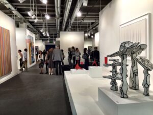 Art Basel annuncia l’elenco degli espositori 2016. 287 gallerie, solo una decina le italiane. Progetti speciali per Spalletti e Kounellis