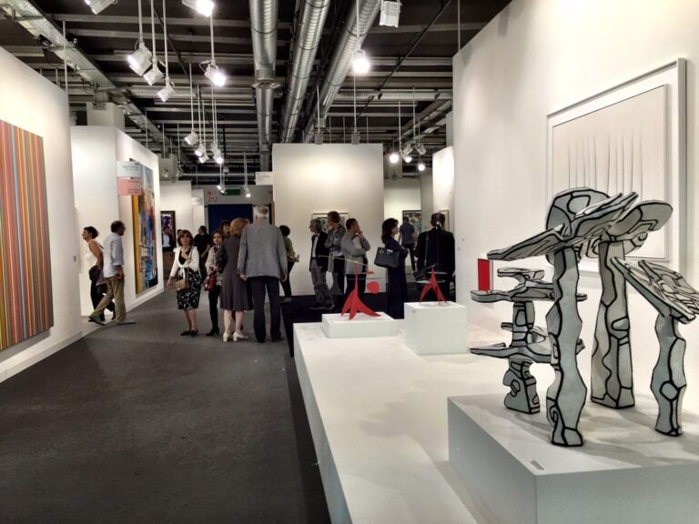 Art Basel 2015 Basilea 23 Basel Updates: immagini dalla regina delle fiere. "Already sold" spesso pronunciato dai galleristi di Art Basel: vendite elevate anche per le generazioni più recenti