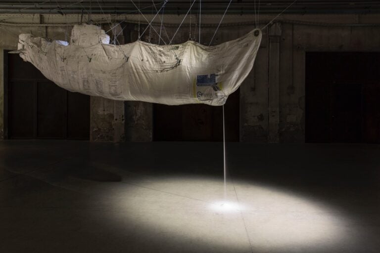 Damián Ortega, Hollow-Stuffed. Market law, 2012 - photo Agostino Osio - Courtesy Fondazione HangarBicocca, Milano