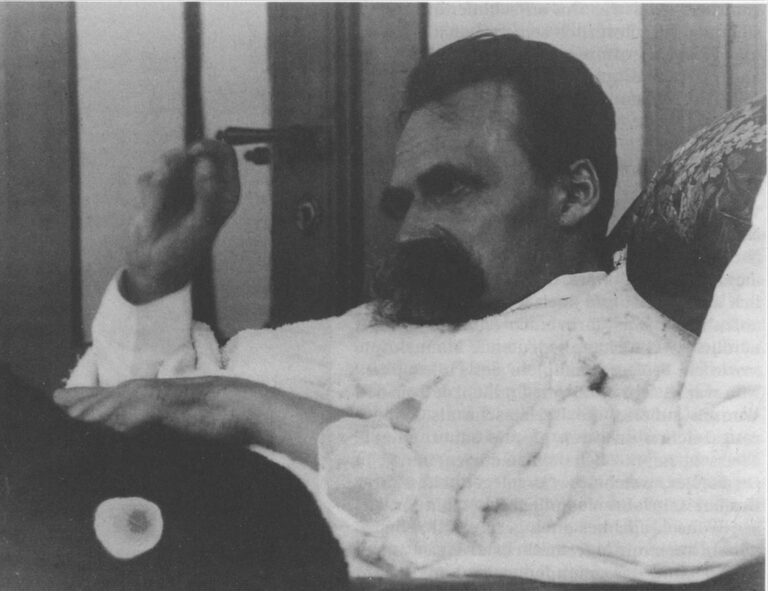 Friedrich Nietzsche nel 1899