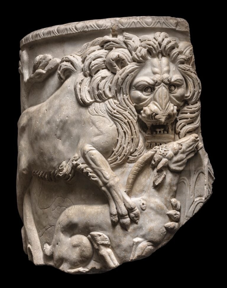 Sarcofago a lenos con leone e antilope, 270-280 d.C. - Musei Capitolini, Roma - © Foto di Zeno Colantoni