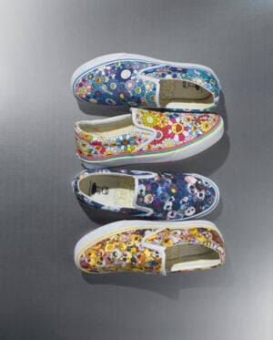 Takashi Murakami fa le scarpe a Vans. Ecco la nuova collezione disegnata dall’artista giapponese per la popolare griffe USA: ci sono anche skate e t-shirt d’autore