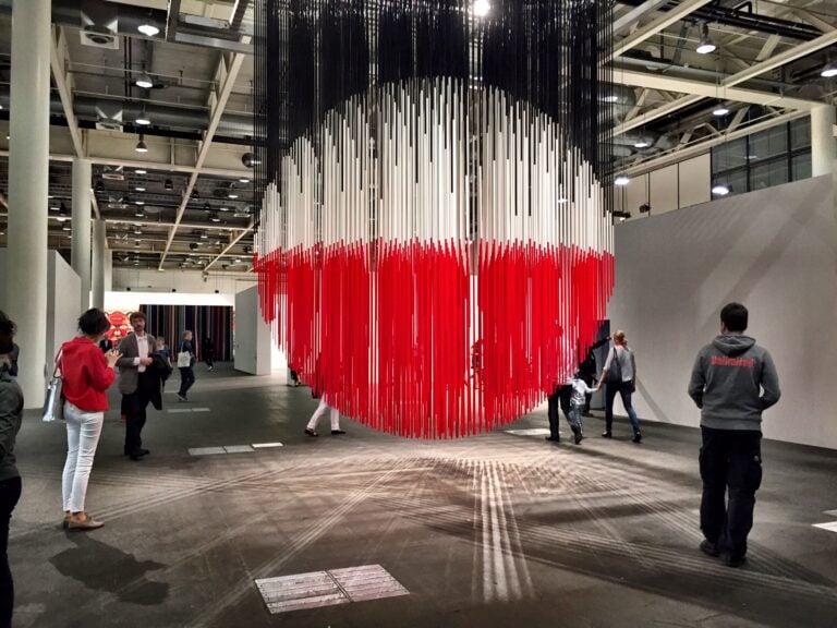 Unlimited Art Basel 2015 13 Basel Updates: tante foto da Art Unlimited. La sezione a grandi dimensioni della fiera quest'anno non delude