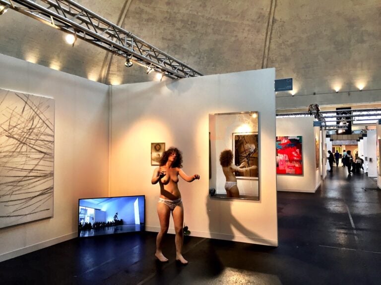 Volta 2015 Basel 05 Basel Updates: primissime immagini dalla fiera collaterale Volta, che torna nella Markethalle. Ecco le impressioni dei galleristi italiani