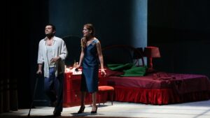 Sky Arte Updates: nei Camerini del Teatro Verdi di Salerno. A conoscere Vinicio Marchioni e Vittoria Puccini, al suo esordio sulla scena