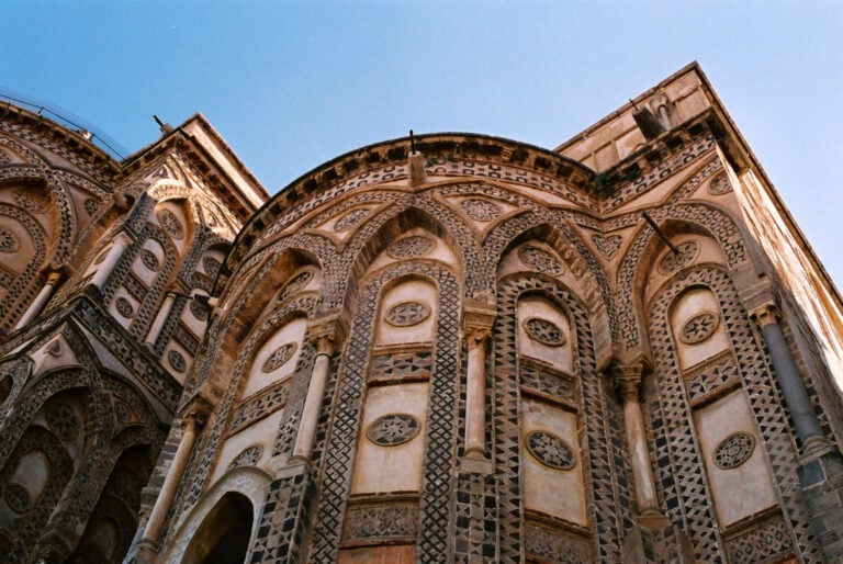 Cattedrale di Monreale abside L’ottava meraviglia di Sicilia. Un nuovo sito UNESCO sull’isola: il circuito arabo-normanno di Palermo è patrimonio dell’umanità. Stop a incuria e degrado?