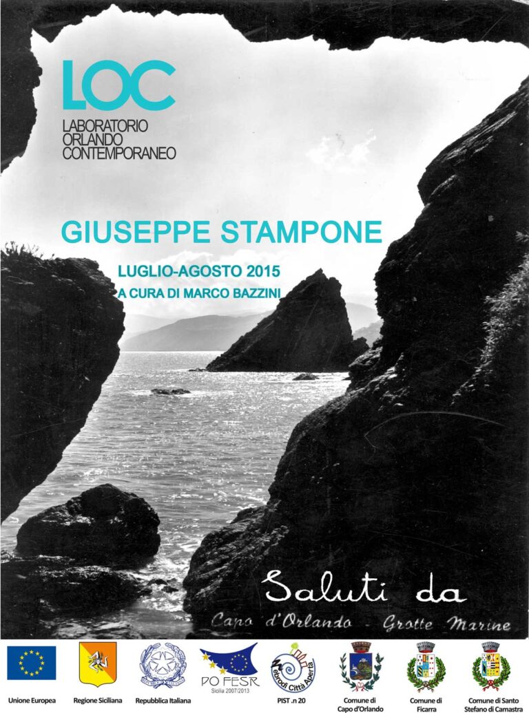 Giuseppe Stampone Il Mare Blu di Capo d’Orlando 2015 locandina Giuseppe Stampone in residenza in Sicilia. “Saluti da Capo d’Orlando”, un viaggio tra le emozioni e i ricordi di una comunità