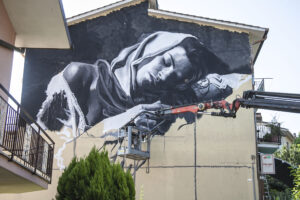 La street art va in provincia. Le foto dei primi murales di Pubblica, nuovo festival promosso da Kill The Pig a Selci, vicino Rieti