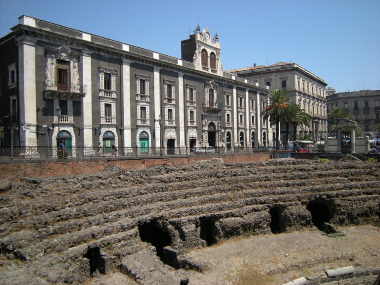 Lanfiteatro di Catania 3 L’anfiteatro romano di Catania rivive grazie a un rendering 3D. Ecco com’era 2000 anni fa