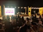 Maria Cristina Didero presenta Saluti da Rimini a Demanio Marittimo sulla spiaggia di Marzocca di Senigallia Rimini contro i cartelloni pubblicitari di Cattelan: “patacche volgari”. Dal PD a Fratelli d'Italia, ai grillini: è rivolta contro la campagna pubblicitaria costata 100mila euro