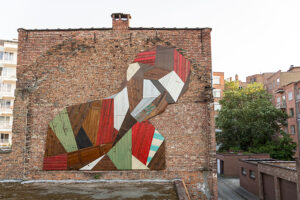 Street art con ready made. Strook: vecchi mobili per nuovi murales 3d