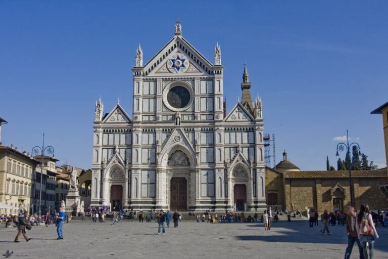 Veduta della facciata di Santa Croce (Archivio dell’Opera di Santa Croce, foto Lorenzo Calistri)