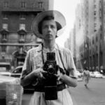 Vivian Maier, New York, 10 settembre, 1955 - © Vivian Maier/Maloof Collection, Courtesy Howard Greenberg Gallery, New York