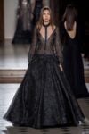 defile julien fournie automne hiver 2015 2016 4 Parigi, settimana della moda. Quando il fashion guarda all’arte. Guynon, Ferretti, Fournié, Viktor & Rolf: quattro collezioni che citano cinema, teatro, pittura