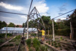 Andreco installazione nelle Serre dei Giardini Margherita a Bologna work in progress 21 Nuova installazione pubblica per Andreco. Nelle Serre dei Giardini Margherita, a Bologna, un grande poliedro in ferro celebra il paesaggio