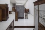 Doris Salcedo – veduta della mostra presso il Solomon R. Guggenheim Museum, New York 2015 - photo David Heald¬ © Solomon R. Guggenheim Foundation