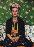 Frida ritratta da Nicolas Muray Frida Kahlo al New York Botanical Garden. Una mostra ricostruisce il giardino e l’atelier della Casa Azzura. Dove Frida visse e morì