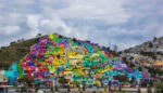 German Crew a Palmitas Messico 2015 Street art o land art? In Messico, sulla collina di Pachuca, i German Crew trasformano un quartiere degradato in una straordinaria opera pittorica