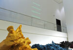 Grimmwelt Museum Kassel linstallazione di Ai Weiwei e la proiezione nel foyer copyright Stadt Kassel ph Soremski Kassel, non solo Documenta. Nasce Grimmwelt, il museo dei fratelli Grimm, principi della favola moderna. E non poteva mancare l’arte, iniziando da Ai Weiwei