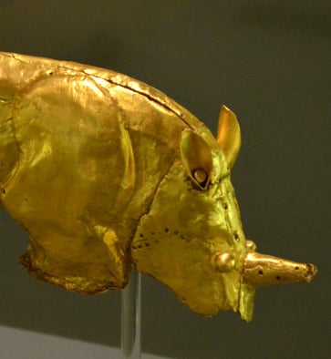 Un rinoceronte d’oro al British Museum. Il museo londinese chiede in prestito il prezioso manufatto di Mapungubwe, simbolo della storia sudafricana post-apartheid
