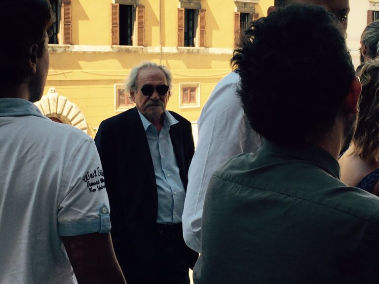 Jannis Kounellis a Todi Da Joseph Beuys ad Alberto Burri, a Bruno Ceccobelli. Tanta arte (e un po' di vino) nell'edizione 2015 del Todi Festival, ecco le immagini