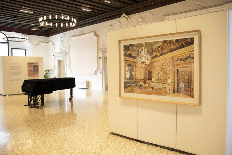 Massimo Siragusa - Spazi Condivisi – veduta della mostra presso Palazzo Tadea, Spilinbergo 2015 - photo © Terry Peterle