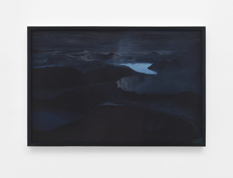 Myeongsoo Kim Untitled Geyser Basin 2014 Archival Inkjet Print. Potosi Department Bolivia 40 x 30 inch Un nuovo spazio espositivo di matrice italiana a New York. A Brooklyn apre Room Service: debutto con una personale del coreano Myeongsoo Kim