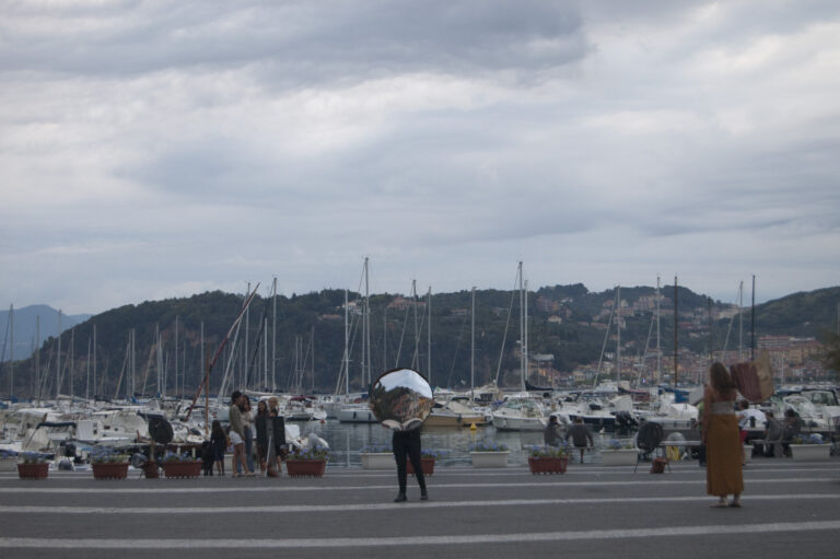 Sabine Delafon Danilo Vuolo e Virginia Zanetti Kafir Lerici 05 Tre artisti, una settimana nel mare di Lerici. Ecco le immagini del progetto RUN/Spazio per artisti di passaggio: protagonisti Sabine Delafon, Danilo Vuolo e Virginia Zanetti