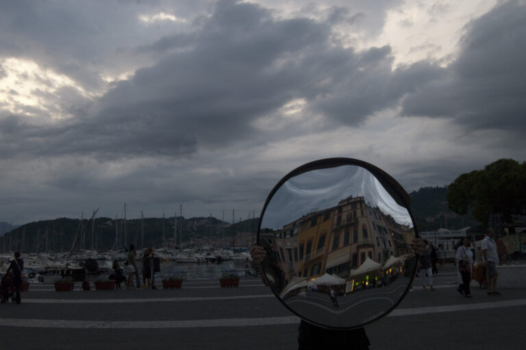 Sabine Delafon Danilo Vuolo e Virginia Zanetti Kafir Lerici 06 Tre artisti, una settimana nel mare di Lerici. Ecco le immagini del progetto RUN/Spazio per artisti di passaggio: protagonisti Sabine Delafon, Danilo Vuolo e Virginia Zanetti