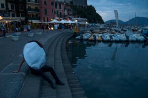 Tre artisti, una settimana nel mare di Lerici. Ecco le immagini del progetto RUN/Spazio per artisti di passaggio: protagonisti Sabine Delafon, Danilo Vuolo e Virginia Zanetti