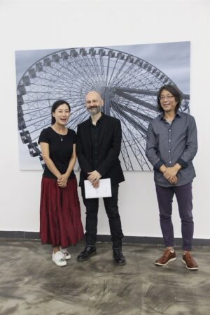 Italiani in trasferta. La città di Dio: ecco le immagini dall’opening della prima personale di Andrea Chiesi in Cina, alla Being 3 Gallery di Pechino