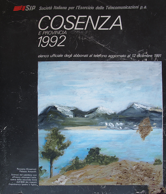 Angelo Bellobono, dipinto di paesaggio silano su catalogo trovato nel villaggio crollato