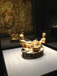 Benvenuto Cellini Saliera Metti una sera a cena al Kunsthistorisches Museum di Vienna, con John Pawson, Nadja Swarovski e la “lente” di cristallo. È tempo di Design Week nella capitale austriaca